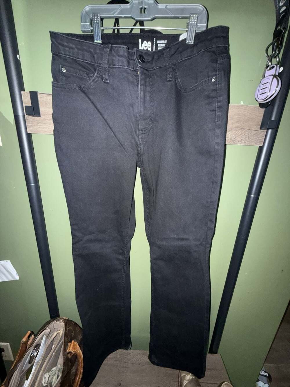 Lee Regular Fit Boot Cut Mid Rise Size 10M Black Jeans